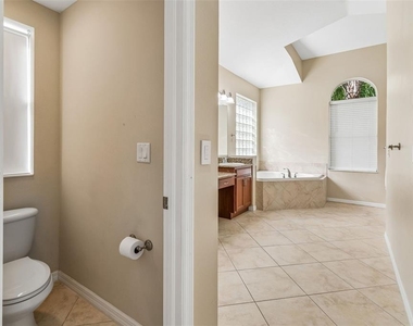 19236 Climbing Aster Drive - Photo Thumbnail 32