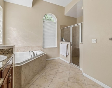 19236 Climbing Aster Drive - Photo Thumbnail 34