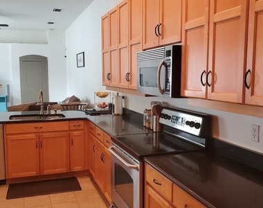 34421 Blue Ash Court - Photo Thumbnail 5
