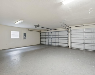 34421 Blue Ash Court - Photo Thumbnail 22