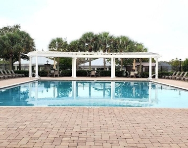 34421 Blue Ash Court - Photo Thumbnail 20