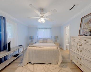 196 Overbrook Drive E - Photo Thumbnail 15