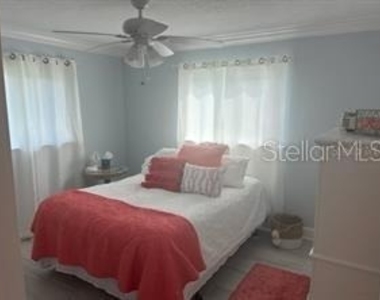 196 Overbrook Drive E - Photo Thumbnail 7