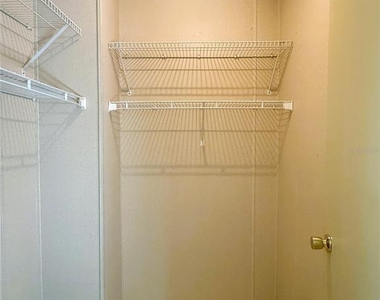 4550 Charter Street - Photo Thumbnail 13