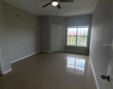 4304 Bayside Village Drive - Photo Thumbnail 14