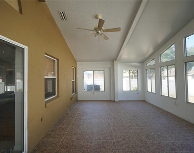 6921 Jamestown Manor Drive - Photo Thumbnail 6