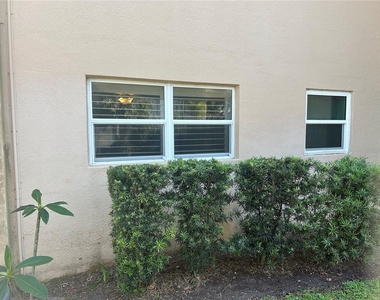 445 32nd Avenue N - Photo Thumbnail 13