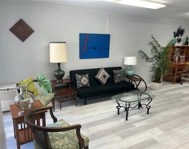 445 32nd Avenue N - Photo Thumbnail 18