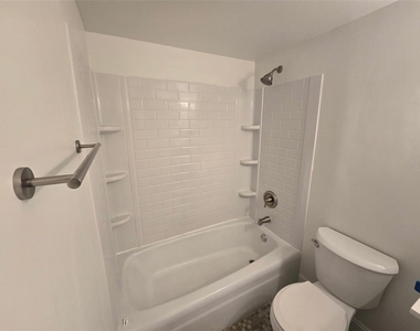 542 Plaza Seville Court - Photo Thumbnail 14