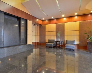 275 Bayshore Boulevard - Photo Thumbnail 1