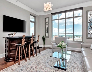 275 Bayshore Boulevard - Photo Thumbnail 2
