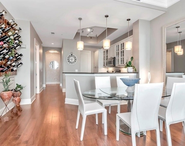275 Bayshore Boulevard - Photo Thumbnail 6