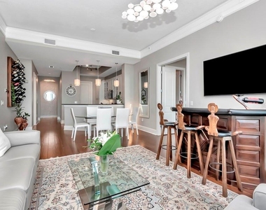 275 Bayshore Boulevard - Photo Thumbnail 5