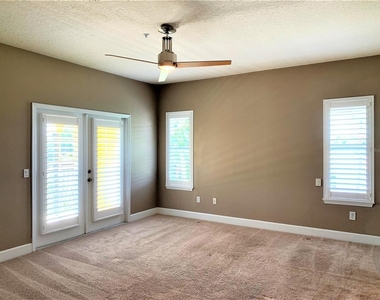601 Casabella Circle - Photo Thumbnail 19