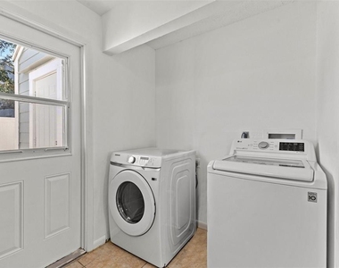 6650 121st Avenue - Photo Thumbnail 7