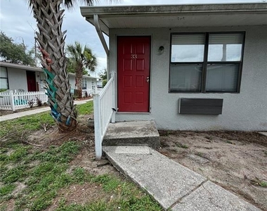 1400 Strawberry Place - Photo Thumbnail 1