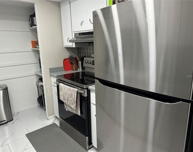 2623 Seville Boulevard - Photo Thumbnail 5