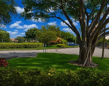 10263 Gandy Boulevard N - Photo Thumbnail 45