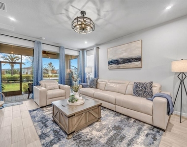 5886 Timberdale Avenue - Photo Thumbnail 15