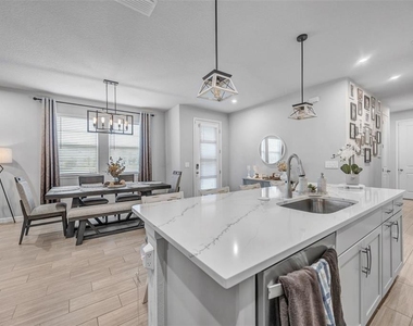 5886 Timberdale Avenue - Photo Thumbnail 5