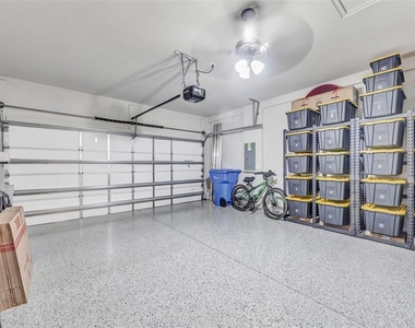 5886 Timberdale Avenue - Photo Thumbnail 38