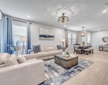 5886 Timberdale Avenue - Photo Thumbnail 14