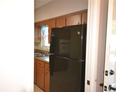 2471 Sumatran Way - Photo Thumbnail 7