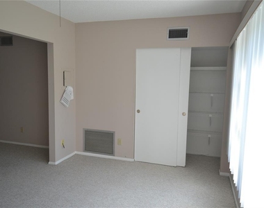 2471 Sumatran Way - Photo Thumbnail 24