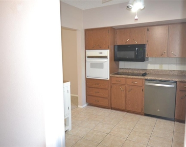 2471 Sumatran Way - Photo Thumbnail 4