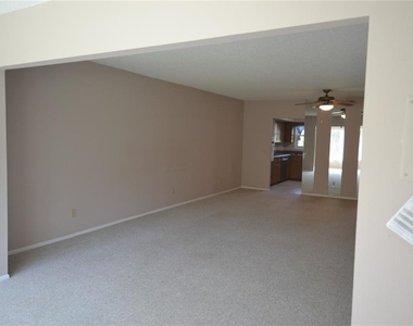2471 Sumatran Way - Photo Thumbnail 22
