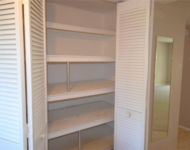 2471 Sumatran Way - Photo Thumbnail 5