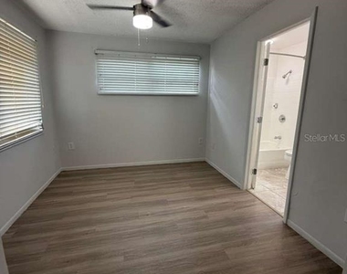 22189 Laramore Avenue - Photo Thumbnail 15
