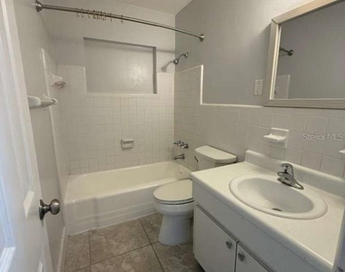 22189 Laramore Avenue - Photo Thumbnail 4