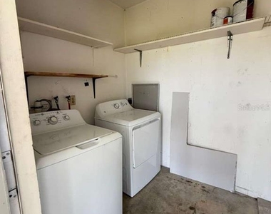 22189 Laramore Avenue - Photo Thumbnail 9
