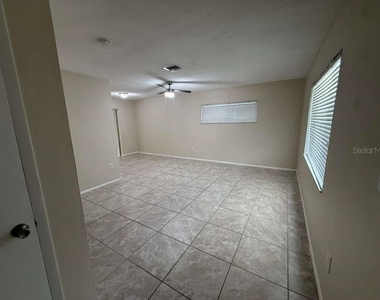 22189 Laramore Avenue - Photo Thumbnail 6
