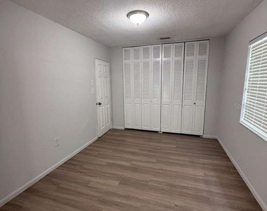 22189 Laramore Avenue - Photo Thumbnail 7