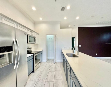 487 Bayou Village Drive - Photo Thumbnail 10