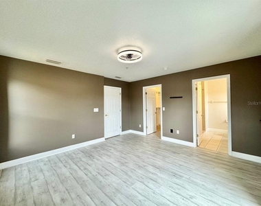 487 Bayou Village Drive - Photo Thumbnail 28