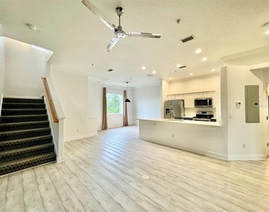 487 Bayou Village Drive - Photo Thumbnail 7