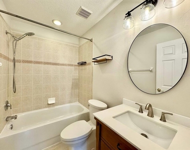487 Bayou Village Drive - Photo Thumbnail 25