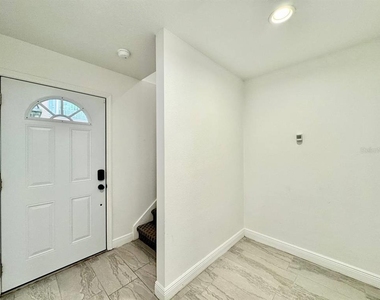 487 Bayou Village Drive - Photo Thumbnail 3