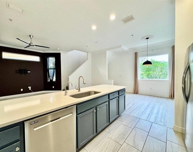 487 Bayou Village Drive - Photo Thumbnail 13