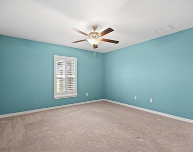 15430 Miller Creek Drive - Photo Thumbnail 14