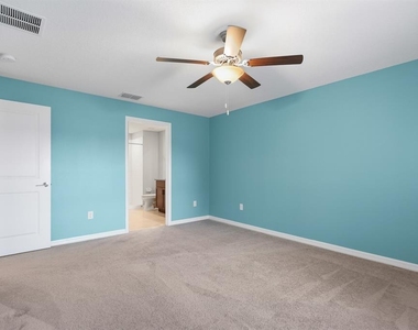 15430 Miller Creek Drive - Photo Thumbnail 13