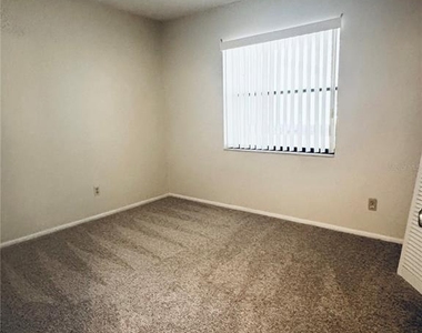 328 Woodlake Wynde - Photo Thumbnail 8