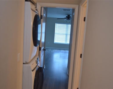 3001 Stillwell Court - Photo Thumbnail 15