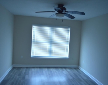 3001 Stillwell Court - Photo Thumbnail 7
