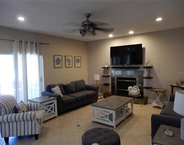 626 7th Avenue N - Photo Thumbnail 6