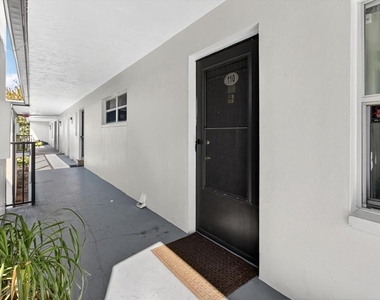 1146 King Arthur Court - Photo Thumbnail 9