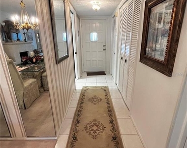 2340 Grecian Way - Photo Thumbnail 9
